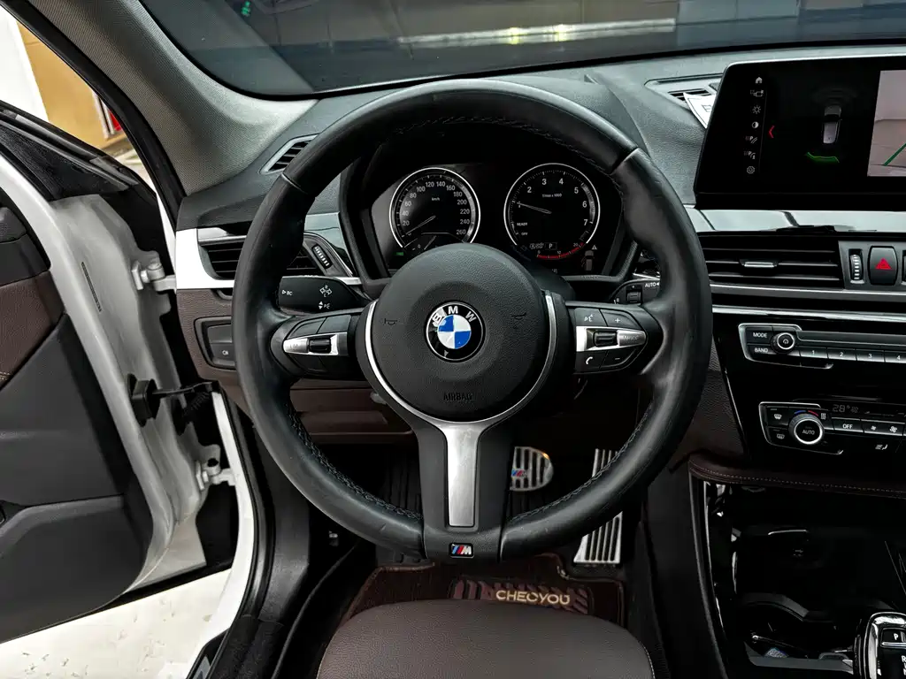 BMW X1 — миниатюра 12
