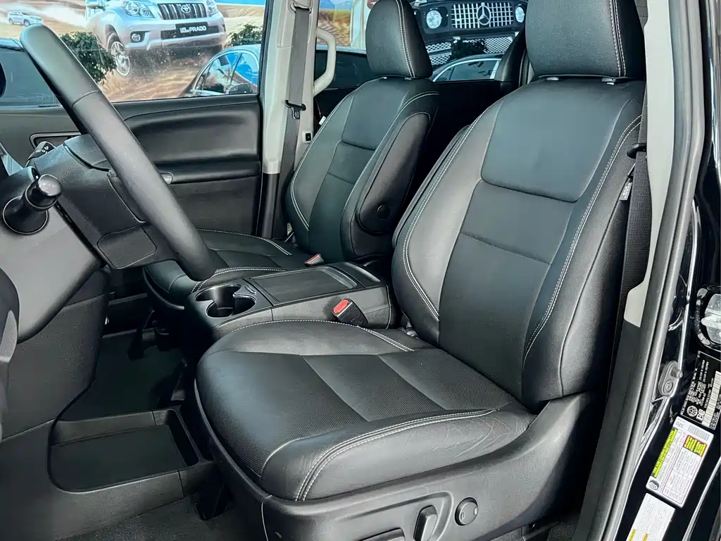 Toyota Sienna 2019 3.5L