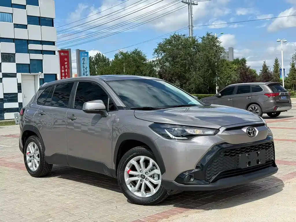 Toyota Frontlander — миниатюра 10