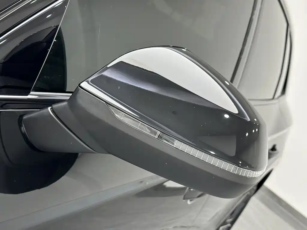 Audi Q5L — миниатюра 22