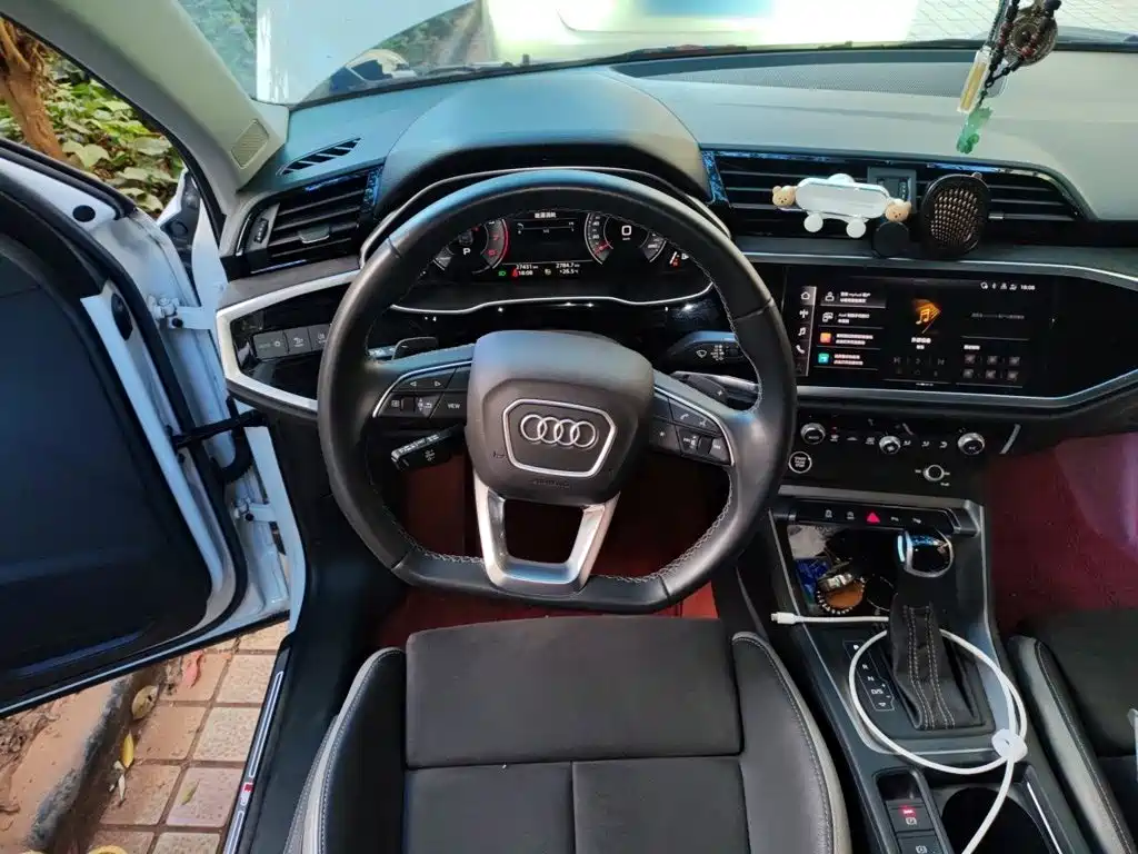 Audi Q3 — миниатюра 11