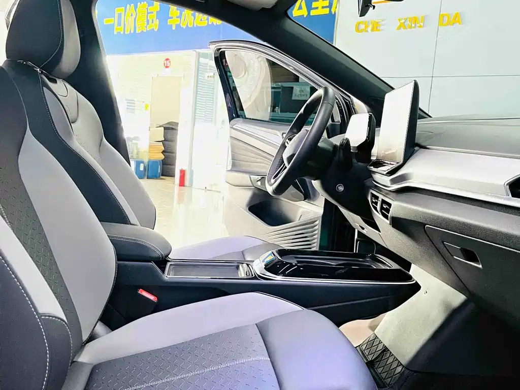 Volkswagen ID.4 Crozz — миниатюра 6