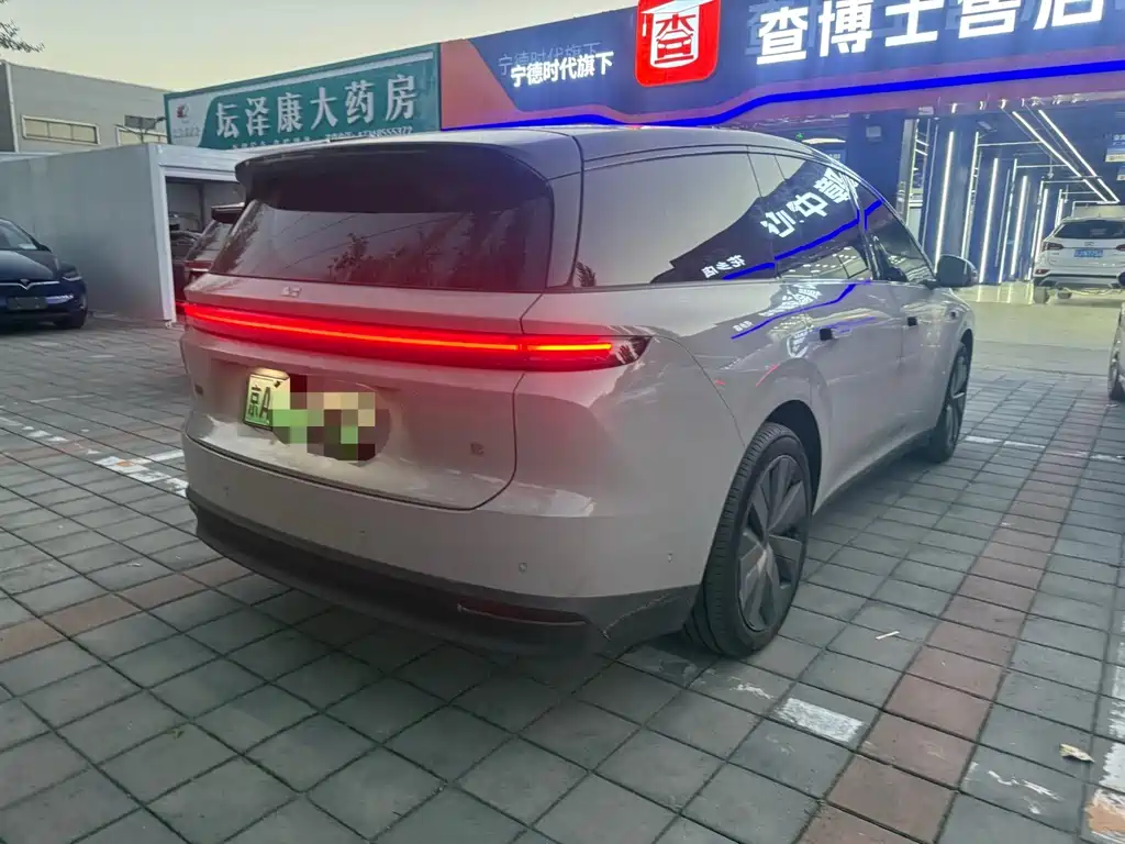 Li Auto Li i8 — миниатюра 4