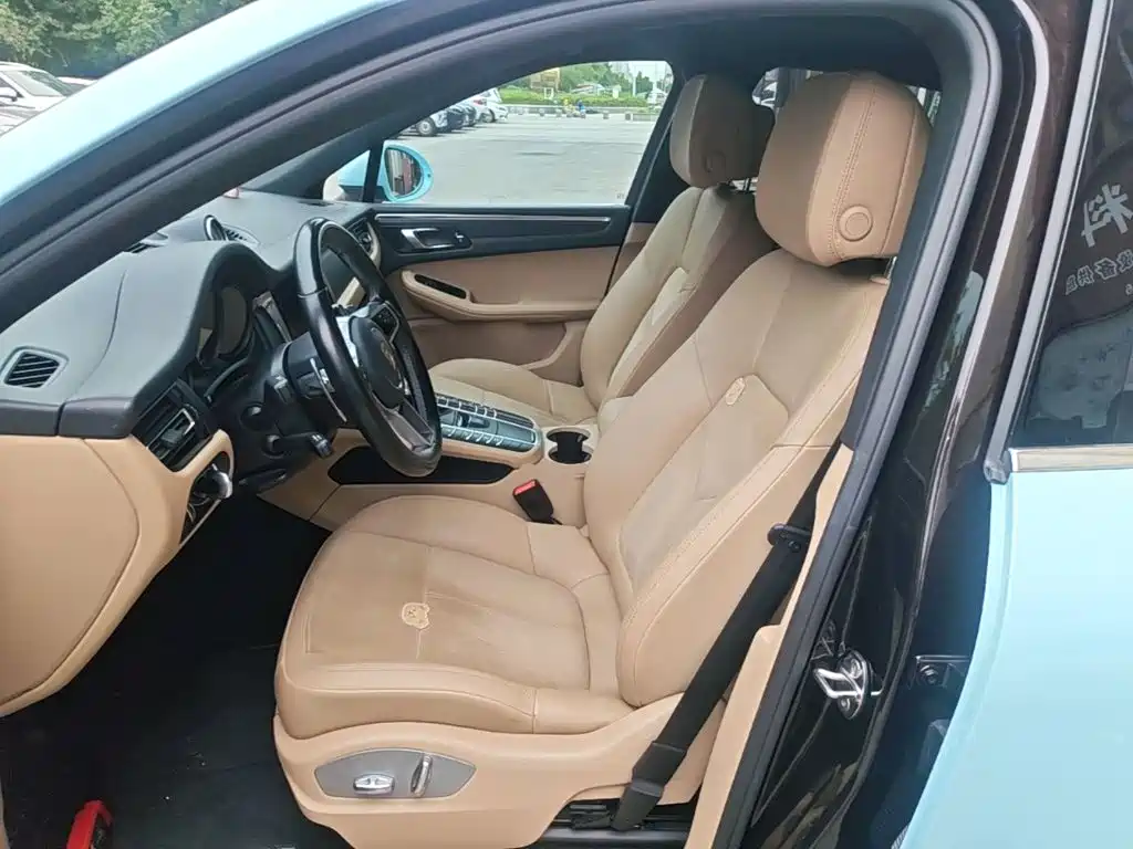 Porsche Macan — миниатюра 15