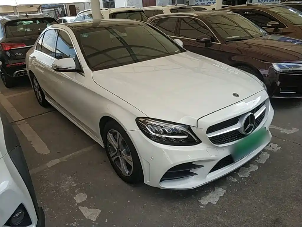 Mercedes-Benz C-Class — миниатюра 4