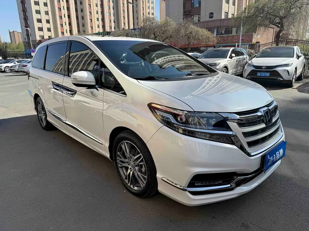 Honda Elysion 2019 2.0L Luxury