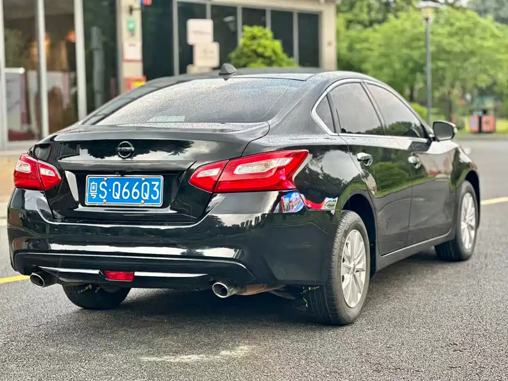 Nissan Teana — миниатюра 4