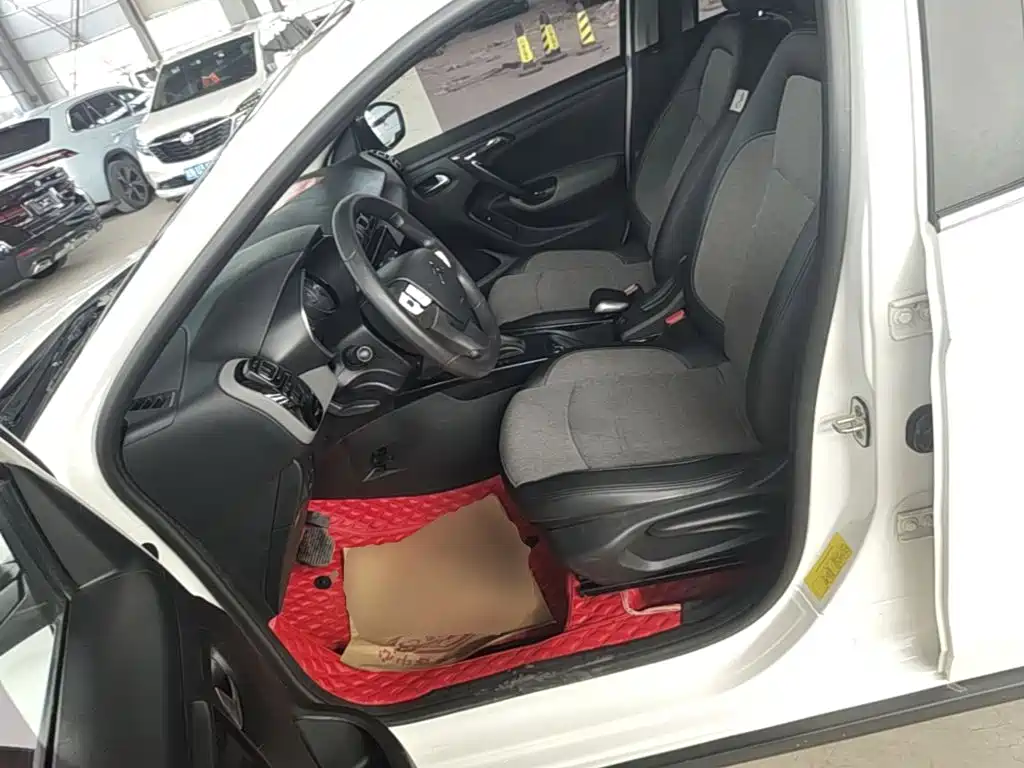 Citroen C3-XR — миниатюра 15