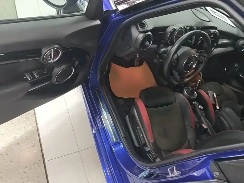 MINI Mini — миниатюра 16