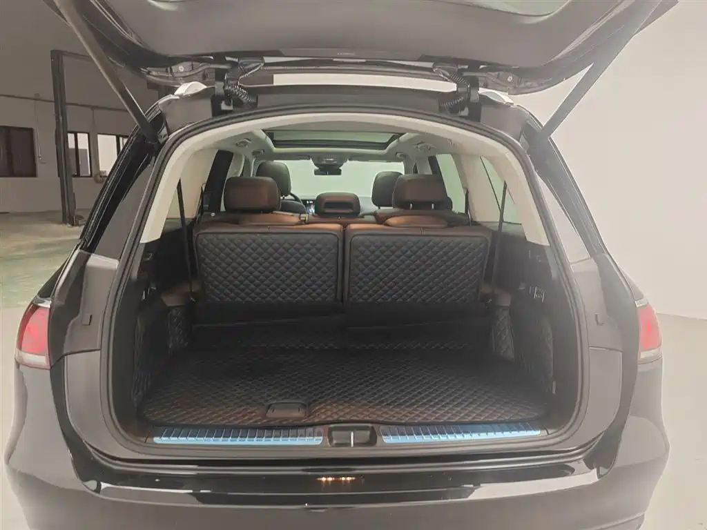 Mercedes-Benz GLS — миниатюра 6