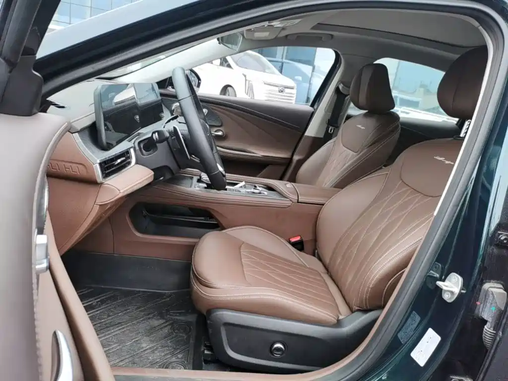 Chery Arrizo 8 — миниатюра 15