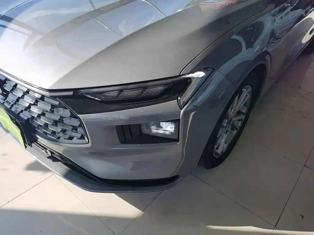 Ford Mondeo — миниатюра 24