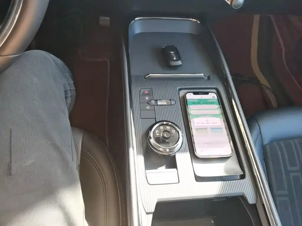 Ford Mondeo — миниатюра 14