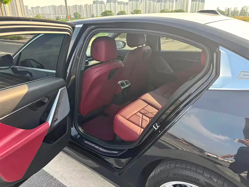 BMW 5 Series 5 2024 525Li Luxury