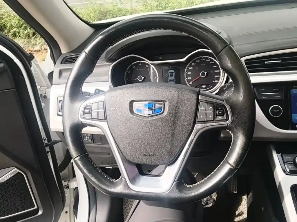 Geely Boyue — миниатюра 11