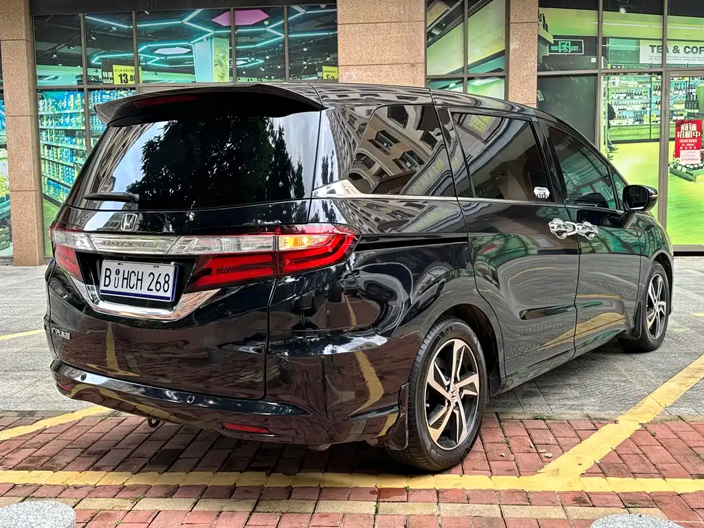 Honda Odyssey — миниатюра 4