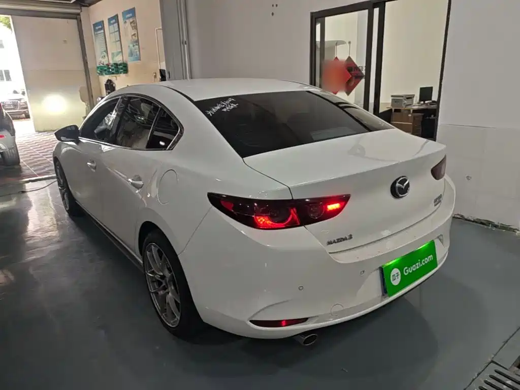 Mazda 3 Axela — миниатюра 5