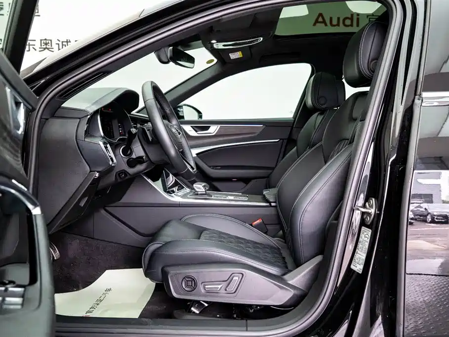 Audi A6L 2025 45 TFSI quattro