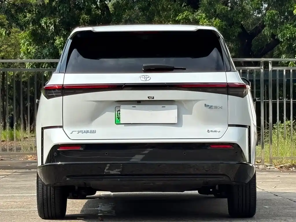 Toyota bZ3X — миниатюра 20
