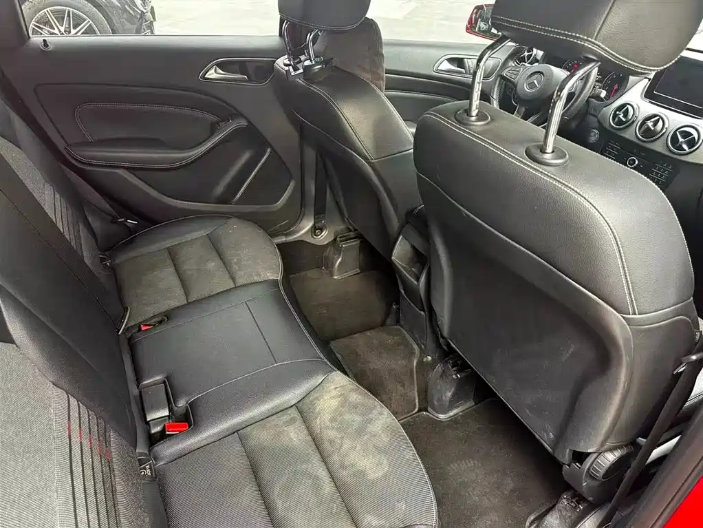 MERCEDES-BENZ B CLASS