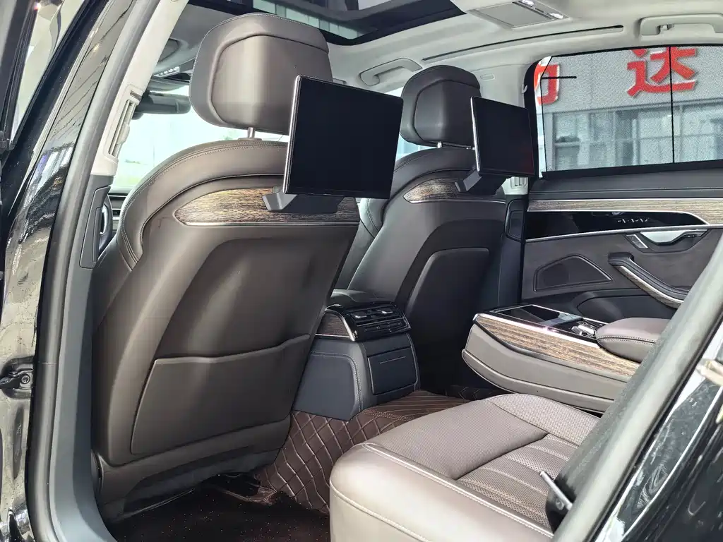 Audi A8 2023 A8L 55 TFSI quattro Flagship