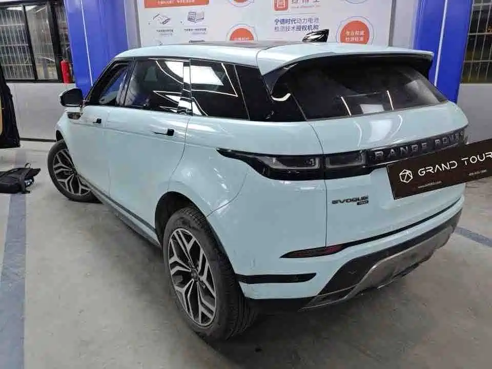 Land Rover Range Rover Evoque 2022 — фото 4
