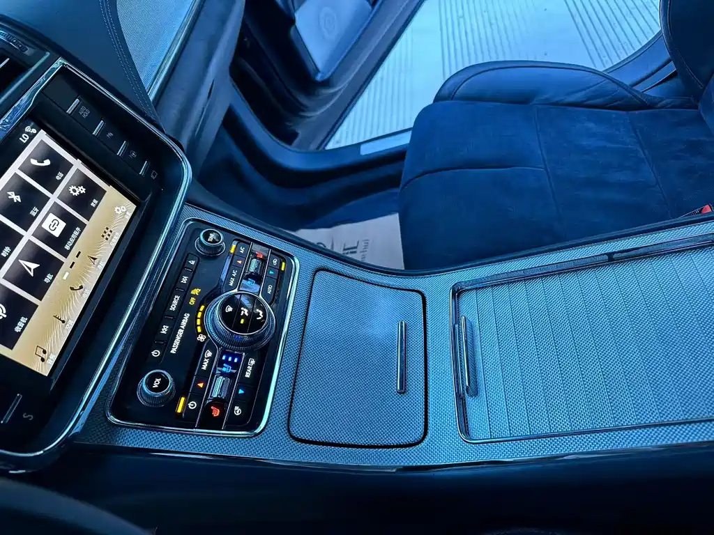 Lincoln Continental — миниатюра 10