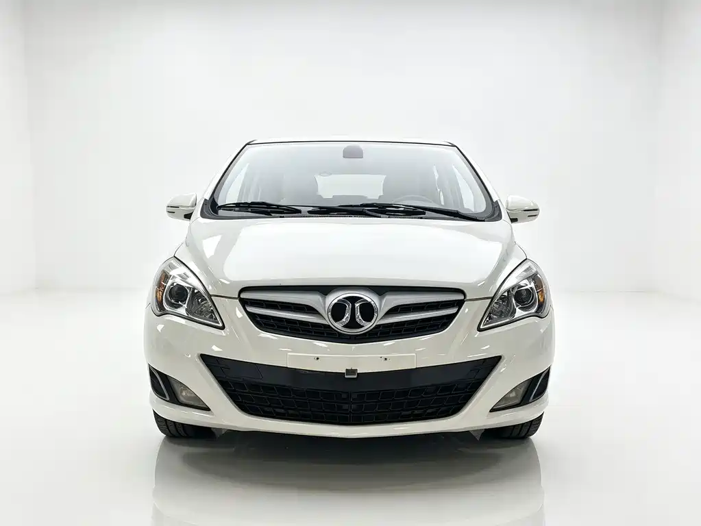 BAIC E-Series — миниатюра 2