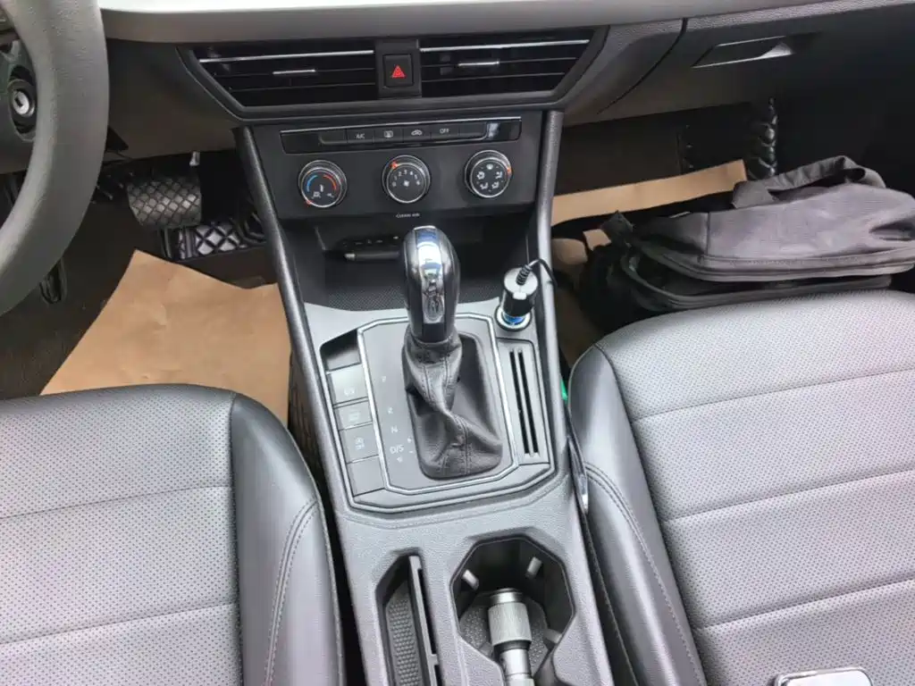 Volkswagen Lavida — миниатюра 14