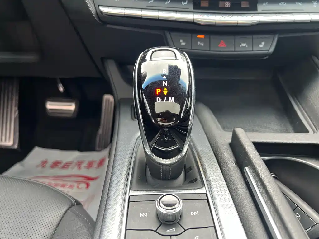 Cadillac CT5 — миниатюра 16
