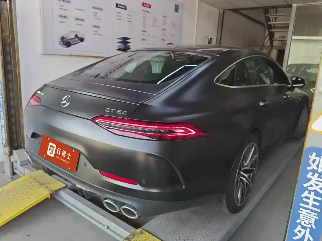 MERCEDES-BENZ AMG GT