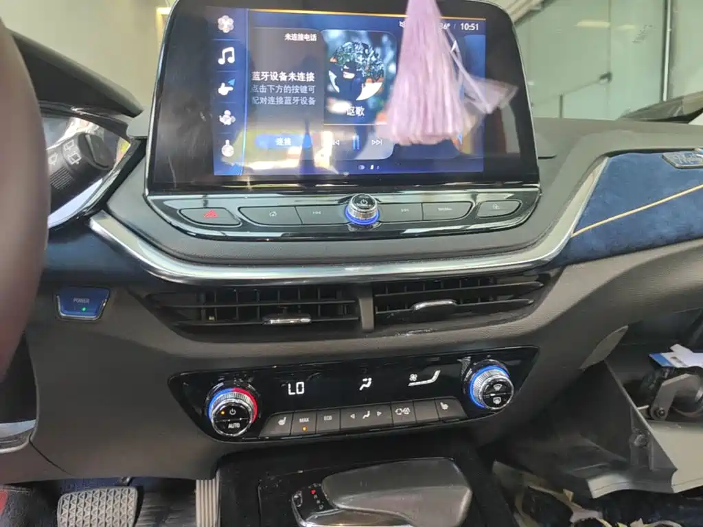 Chevrolet Menlo — миниатюра 13
