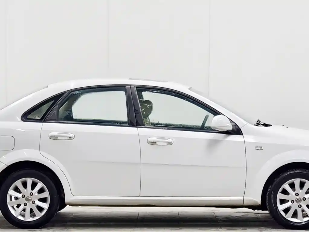 Buick Excelle 2013 1.5L MT Premium