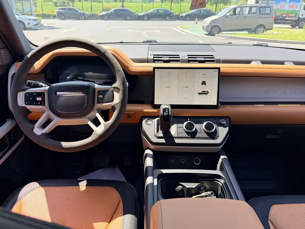 Land Rover Defender — миниатюра 13