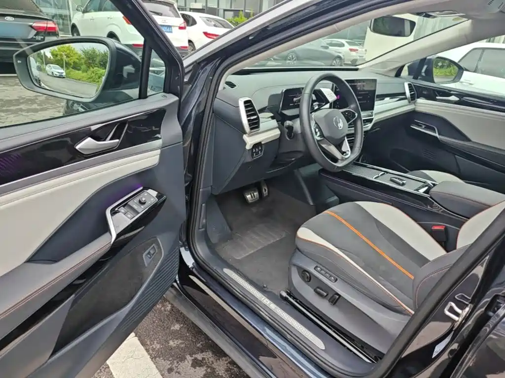 Volkswagen ID.6 Crozz — миниатюра 16