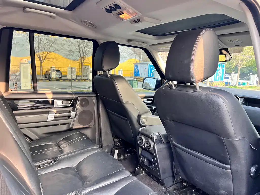Land Rover Discovery — миниатюра 13