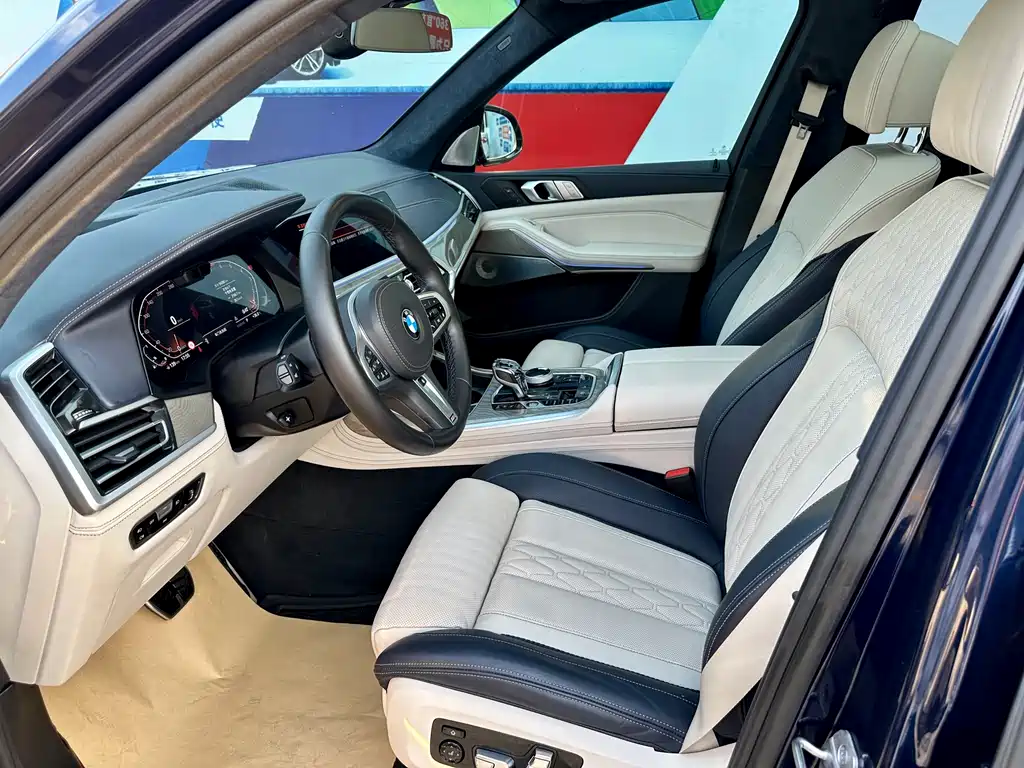 BMW X7 2021 xDrive40i Executive M Sport