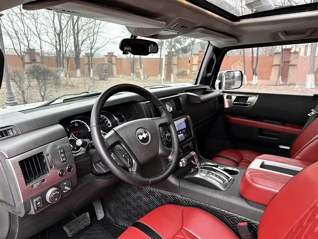 Hummer H2 2010 6.2T AT