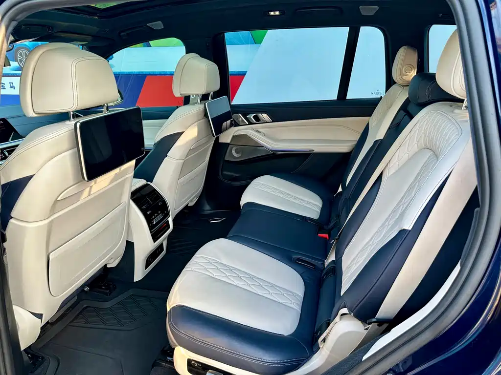 BMW X7 2021 xDrive40i Executive M Sport