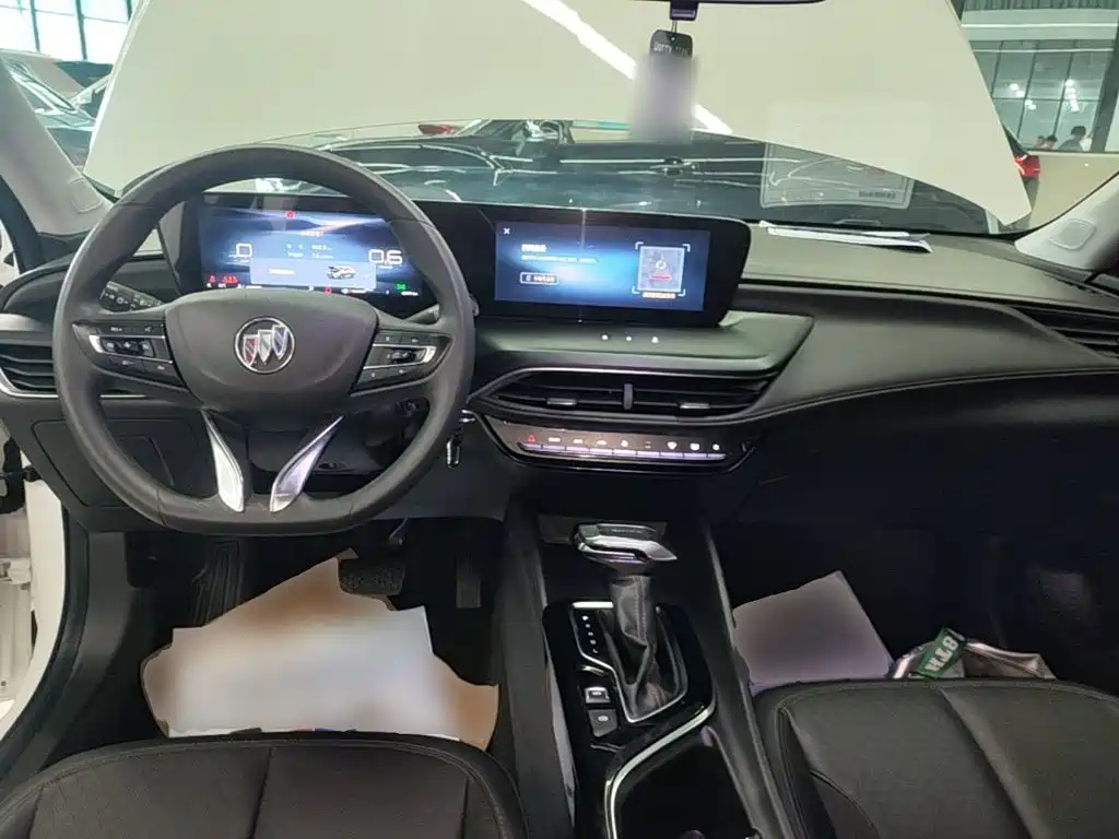 Buick Verano — миниатюра 10