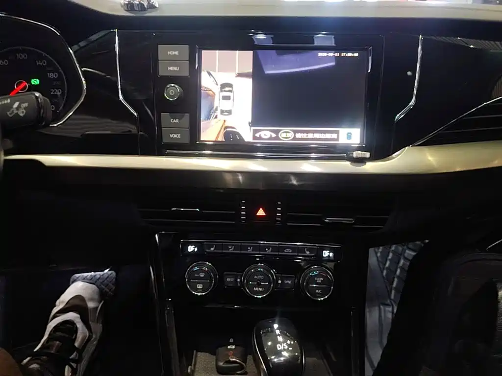 Volkswagen Passat — миниатюра 13