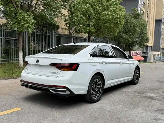 Volkswagen Sagitar — миниатюра 5