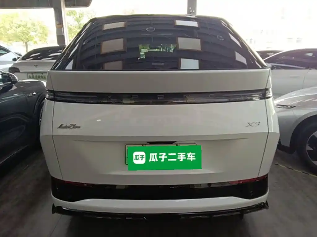 XPeng X9 — миниатюра 6