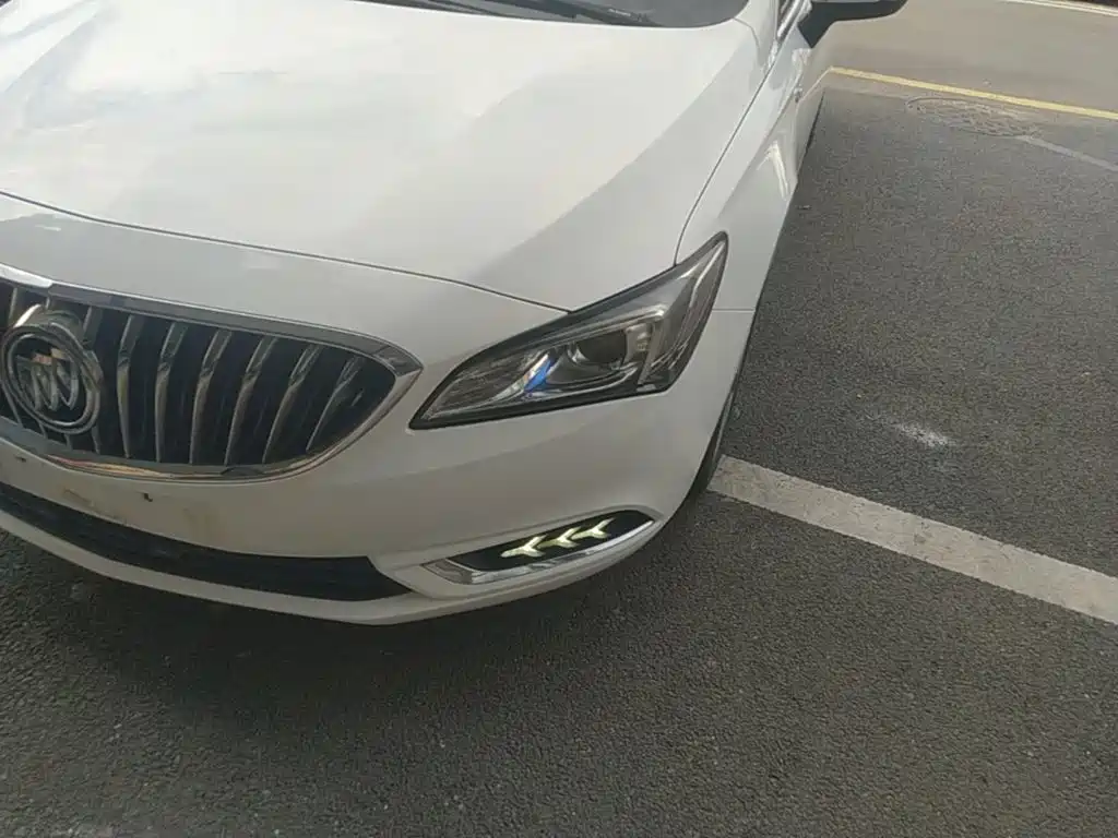 Buick Verano — миниатюра 24
