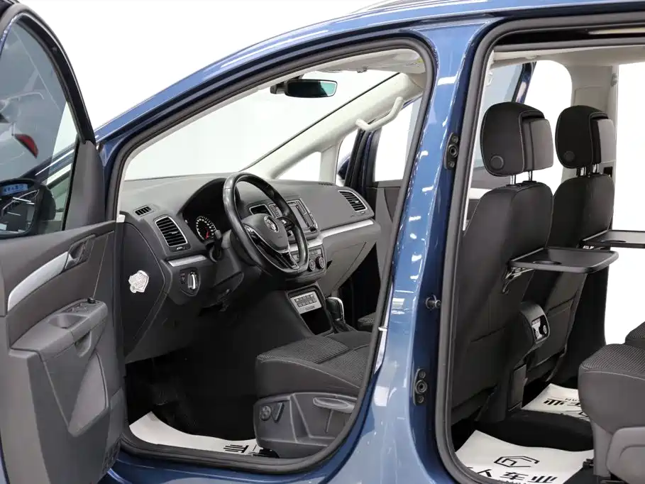 Volkswagen Sharan — миниатюра 5