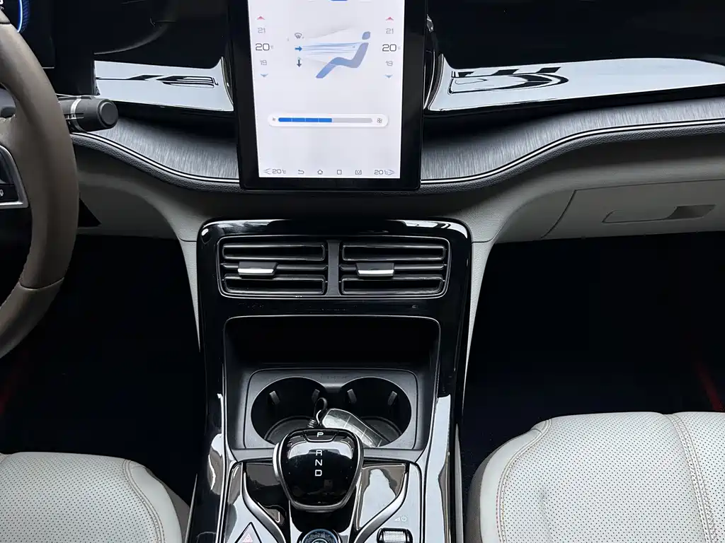 BYD Qin PLUS — миниатюра 17