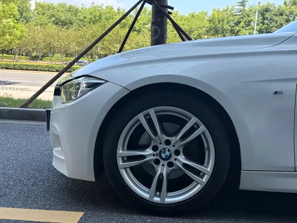 BMW 3 Series — миниатюра 5