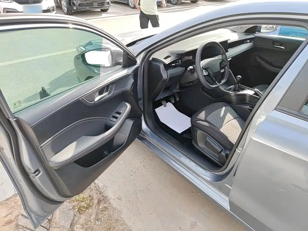 Roewe i5 — миниатюра 16