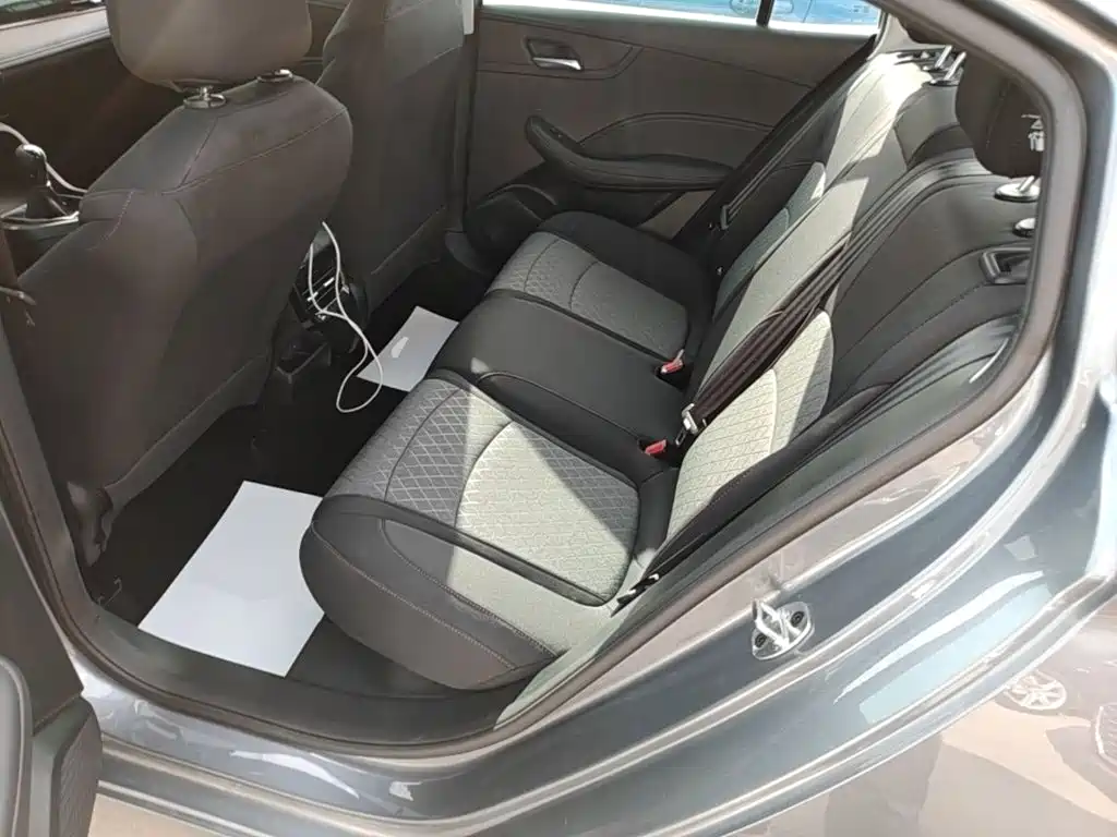 Roewe i5 — миниатюра 17
