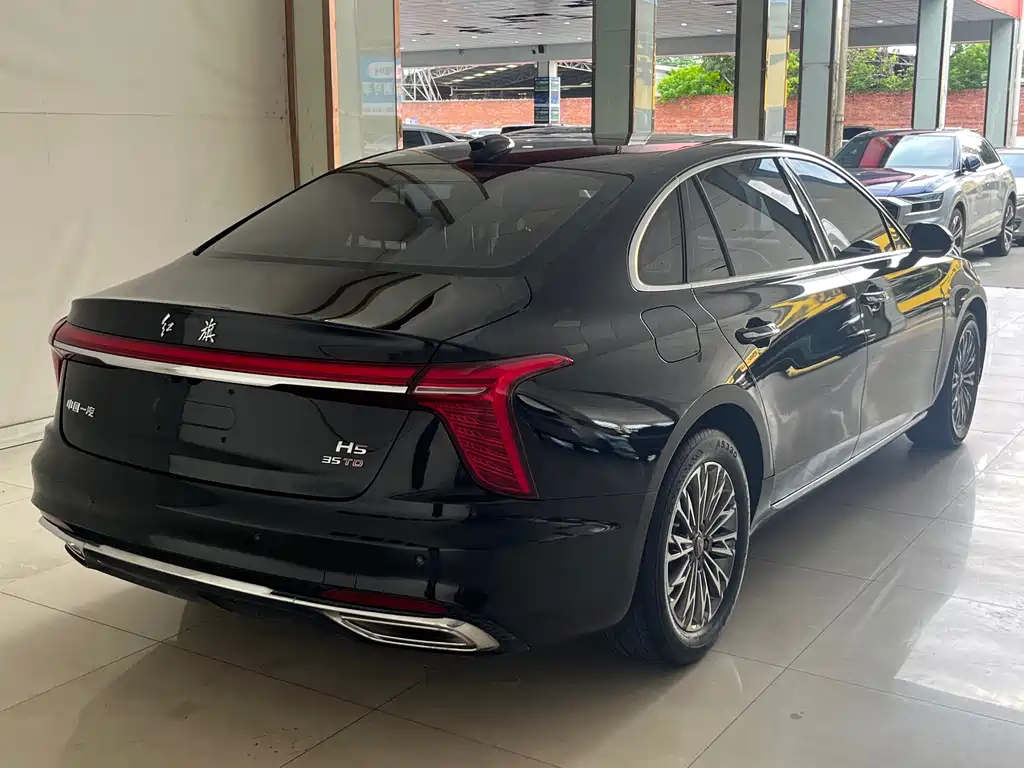 Hongqi Hongqi H5 — миниатюра 7